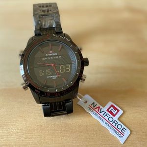 Naviforce Stainless Steel Men’s Watch